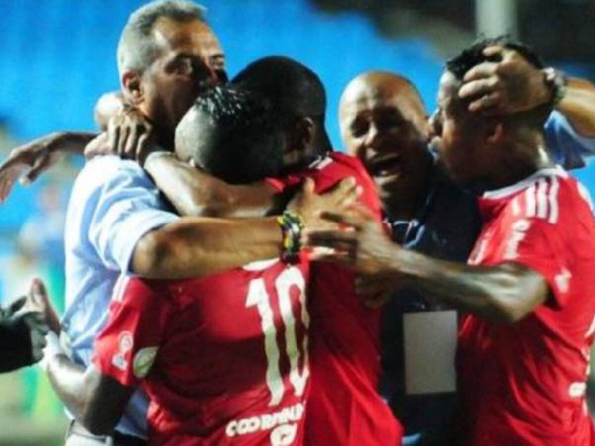 Amplio dispositivo de seguridad en carreteras del Valle para controlar caravanas de hinchas del América