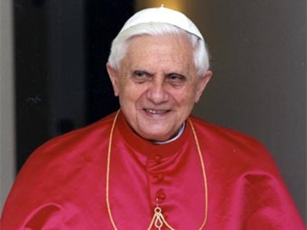 Papa firma la carta a irlandeses con las medidas para los casos de pederastia