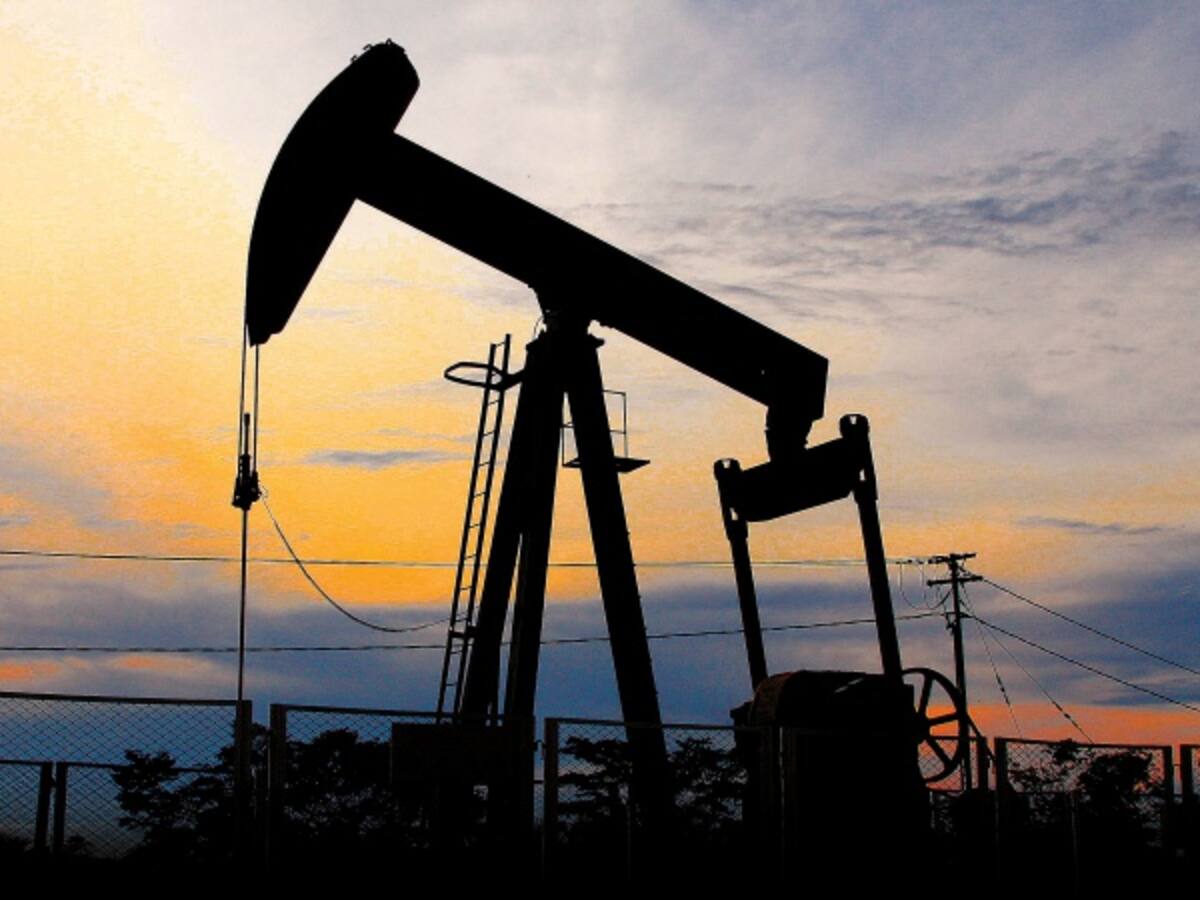 Actividad petrolera casi paralizada en el país por bajos precios del crudo