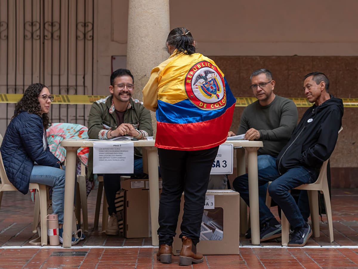 Elecciones 2026: Listado de beneficios extra que tienen los colombianos que votan en el exterior