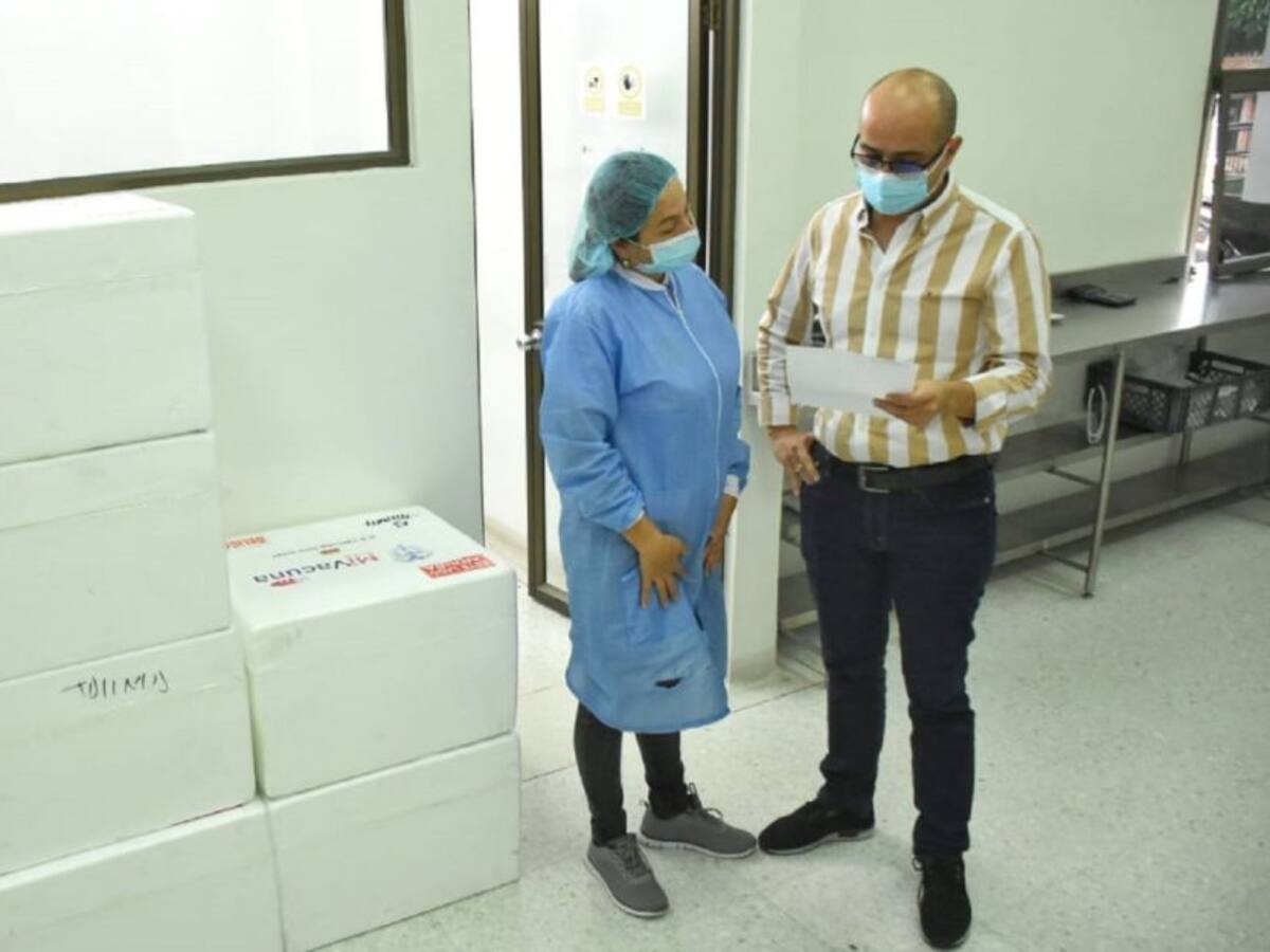 Al Tolima llegaron más de 17 mil vacunas de Sinovac