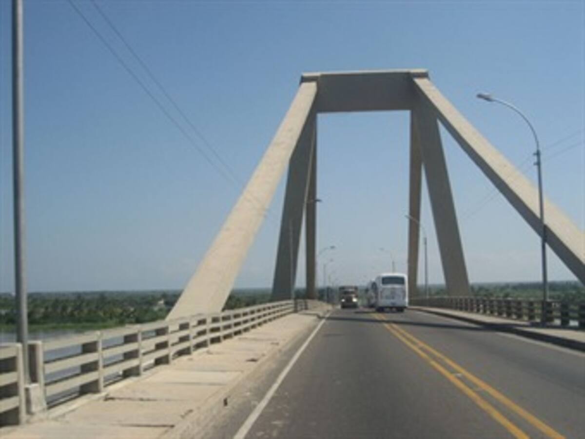 En Atlántico insisten en proyectos como el nuevo puente del río Magdalena