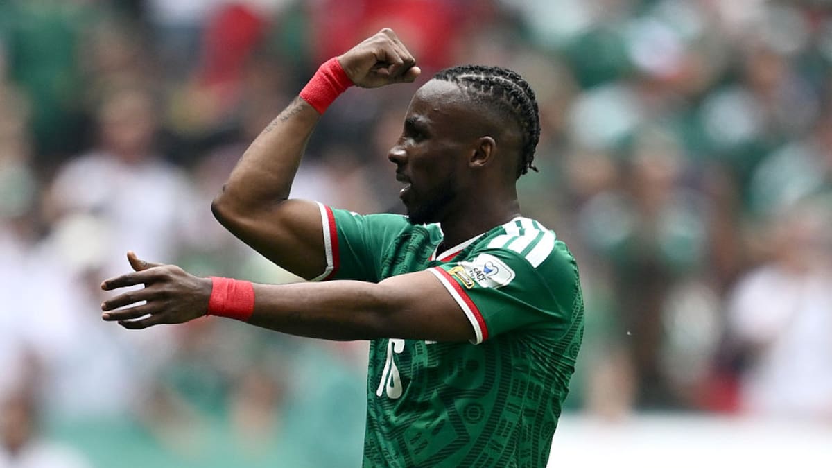 La celebración de Julián Quiñones tras el gol de México a Sudáfrica que le dio la vuelta al mundo
