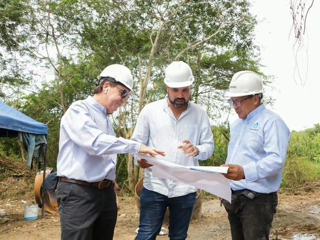 Aguas de Cartagena continúa con la reparación de la tubería de 45 pulgadas en pasacaballos