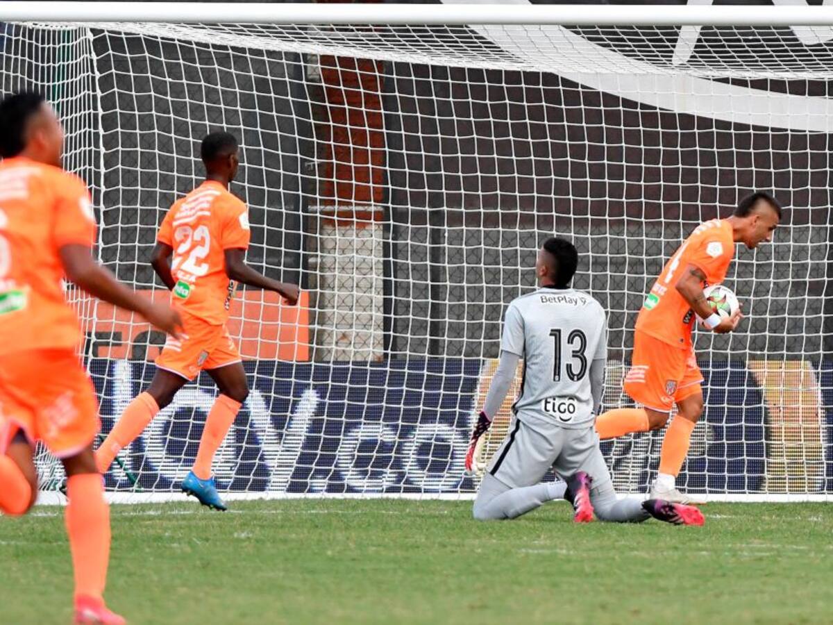 Nacional perdonó a Envigado y Restrepo no pudo debutar con victoria