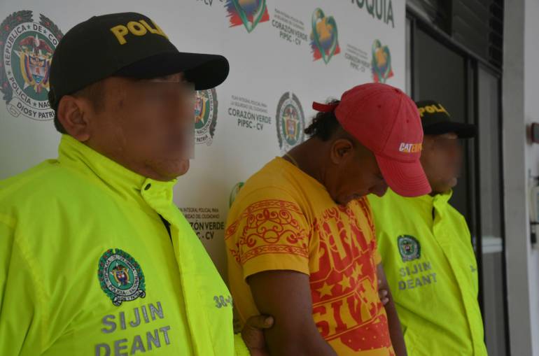 Alias 'Platanote' capturado en una terminal de transportes de Medellín. 