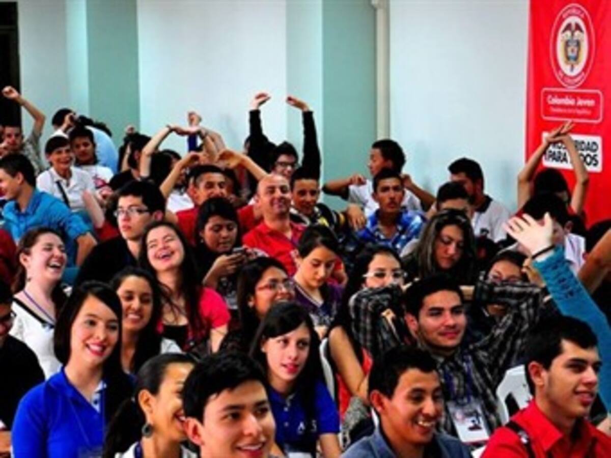 Jóvenes colombianos enviarán propuestas a la mesa de diálogo en La Habana