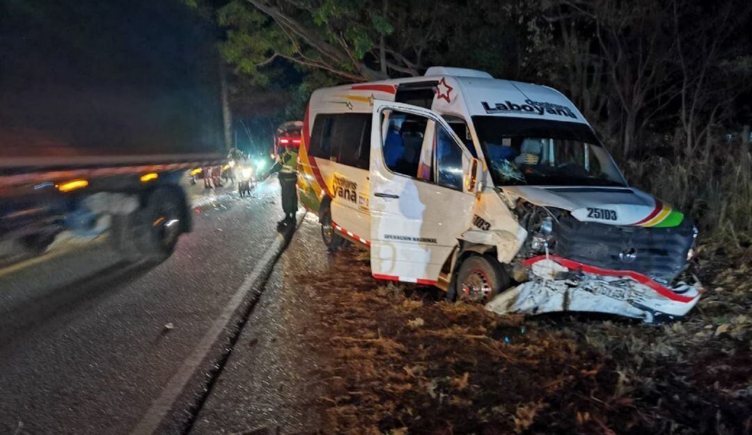 Accidente vial deja 10 heridos en el Huila
