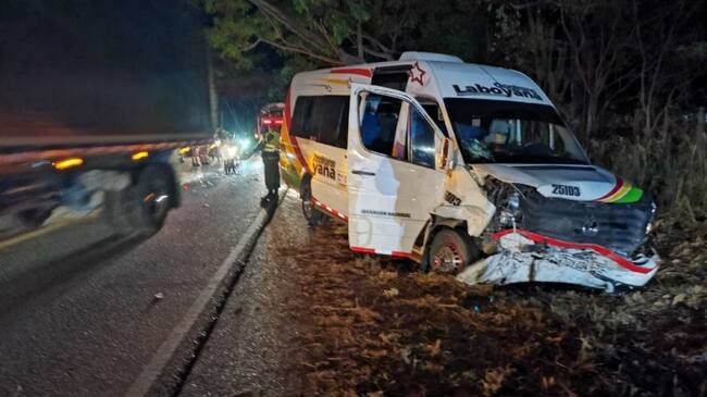 Accidente vial deja 10 heridos en el Huila