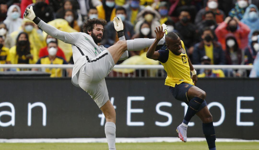 Alisson Becker vs. Ecuador