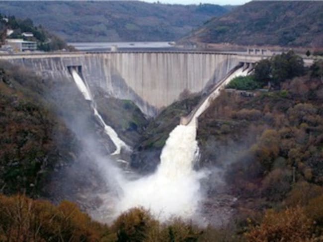 Hidroeléctricas, entre el conflicto social y ambiental