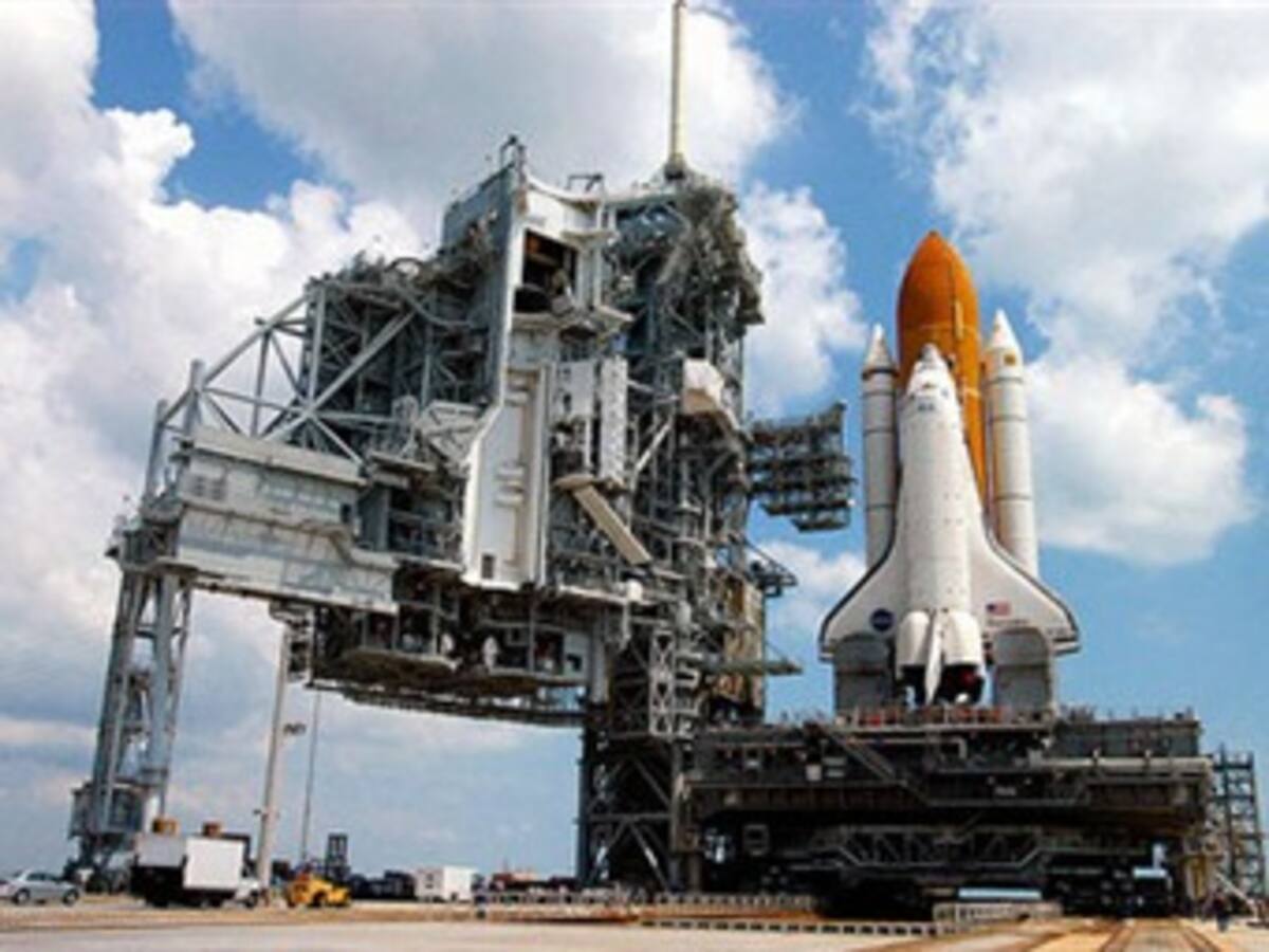 La NASA tratará de lanzar el transbordador Discovery el domingo
