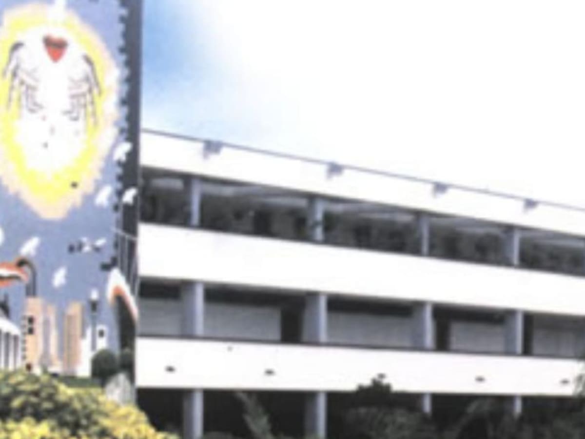 Colegio suspende alternancia y entra en cuarentena ante riesgo por COVID-19