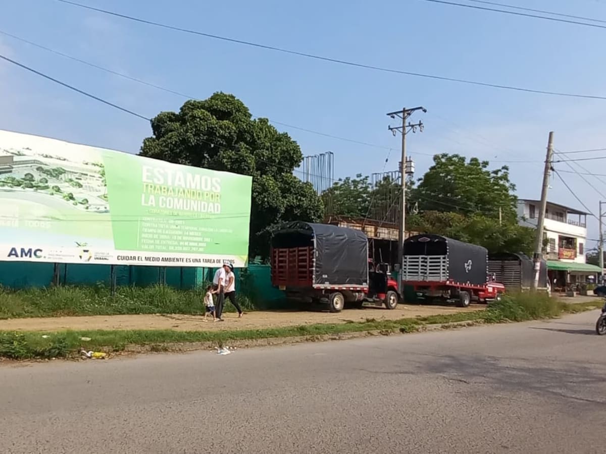 En La Libertad exigen terminación de la obra ‘Corazones de Barrio’