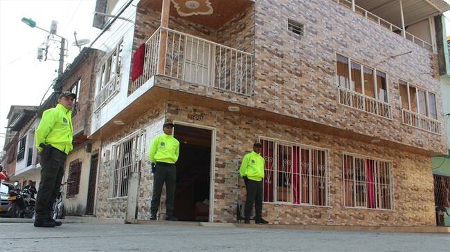 Seis bienes presuntamente relacionados con la banda criminal “La 40”, fueron ocupados con fines de extinción de dominio. Foto: Policía