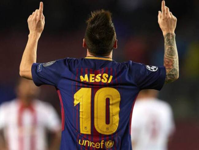 Barça se acerca a octavos con otro récord de Messi