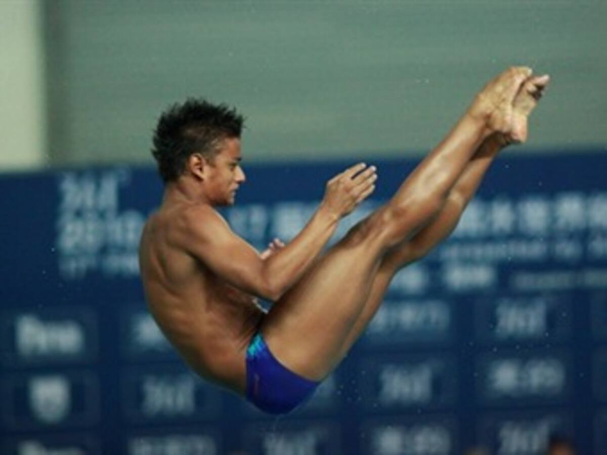 El clavadista colombiano Sebastián Villa consiguió un cupo a los Juegos Olímpicos
