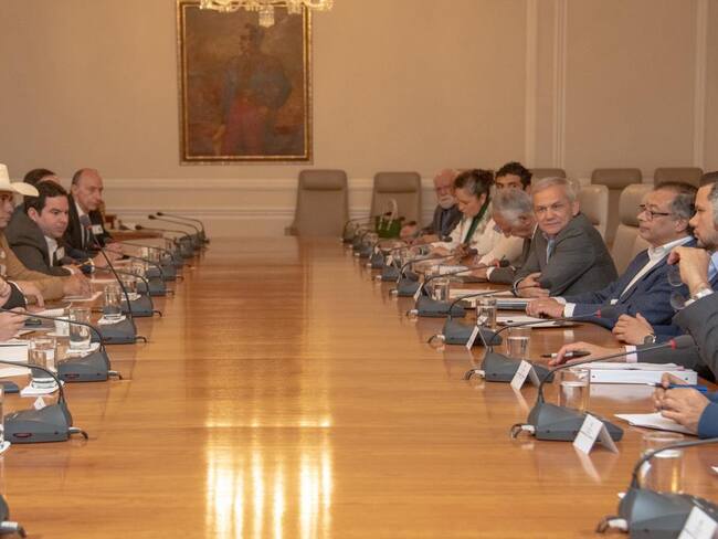 No vinimos a hacer acuerdos”, Paloma Valencia previo a reunión Petro-Uribe