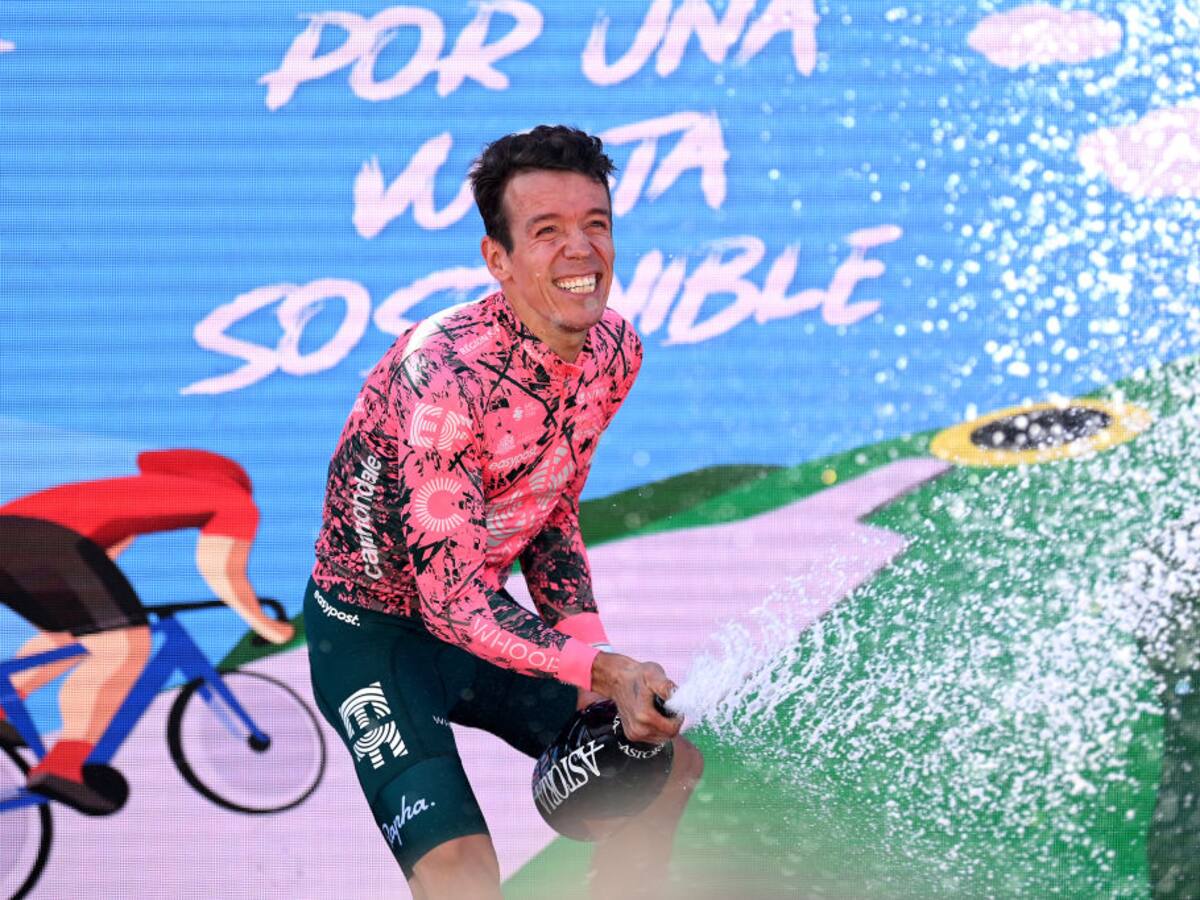 Rigoberto Urán dejó el ciclismo y ahora buscará jugar fútbol profesional: “Es un sueño”