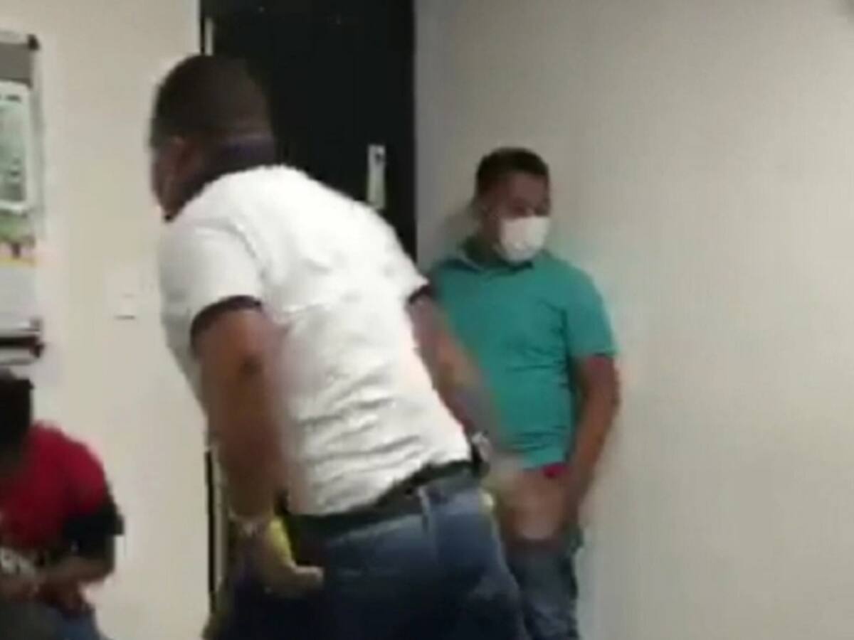 Investigan abuso policial de agente de la Sijín en el Atlántico