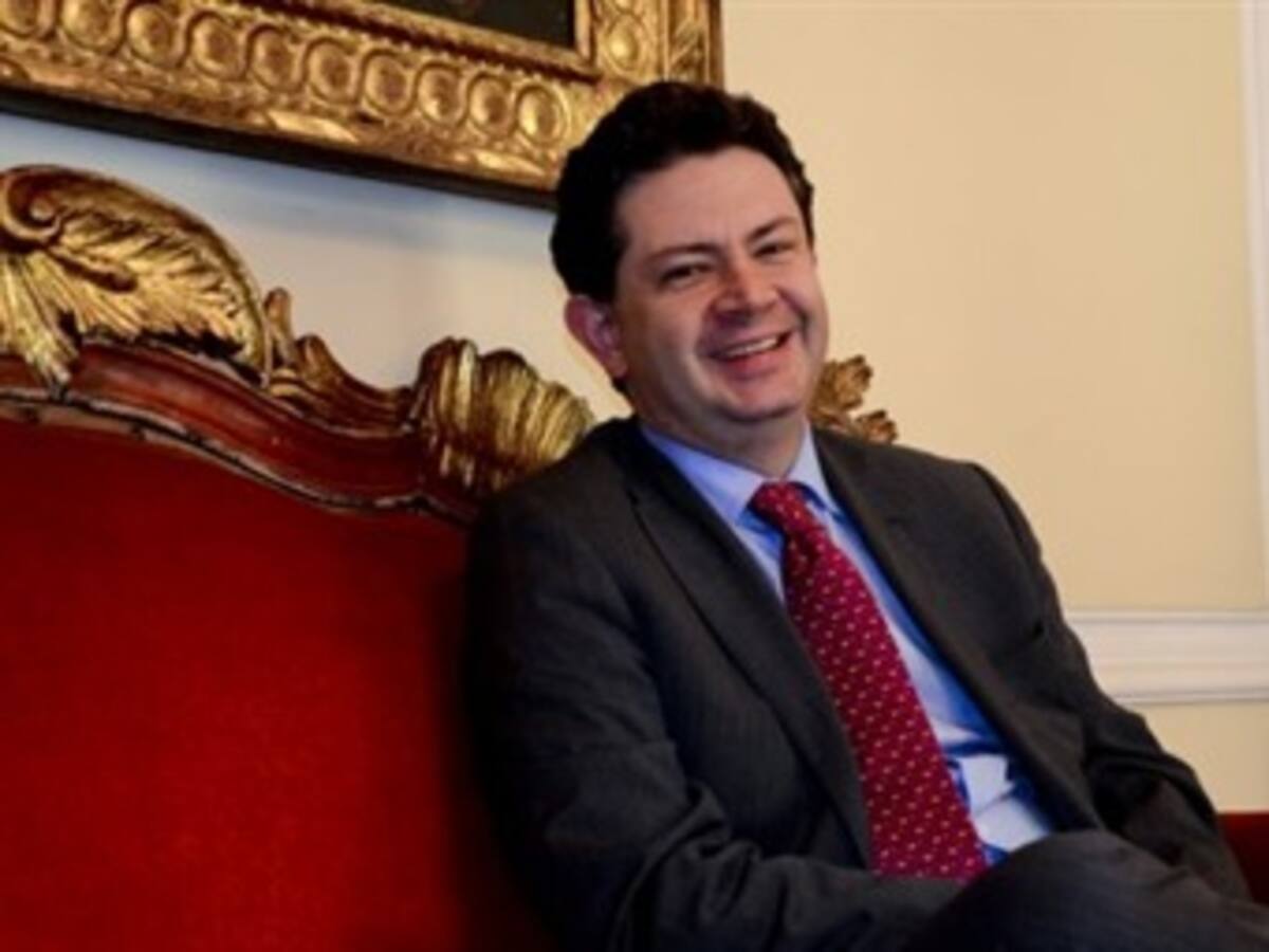 Presidencia firma convenio de transparencia con contratistas de la ANI