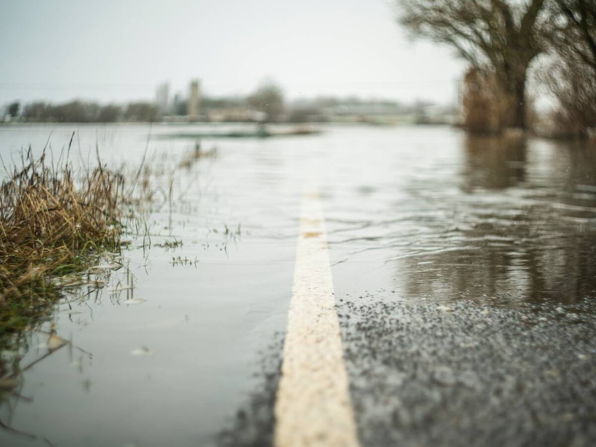 Autoridades atienden emergencia en municipio de La Calera por fuertes lluvias