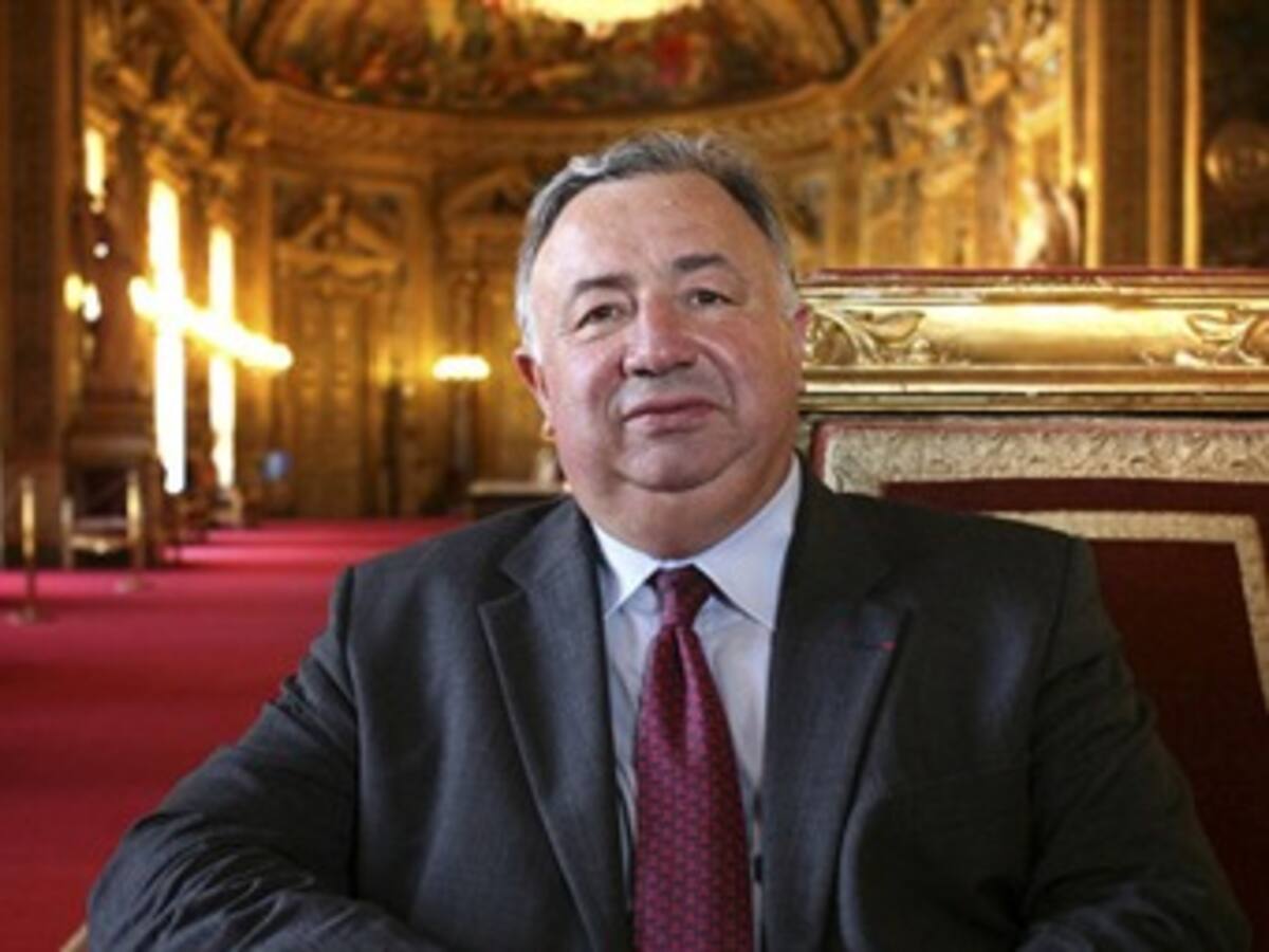 Presidente del Senado francés destaca ley de víctimas y de tierras como “mejor respuesta a la violencia”