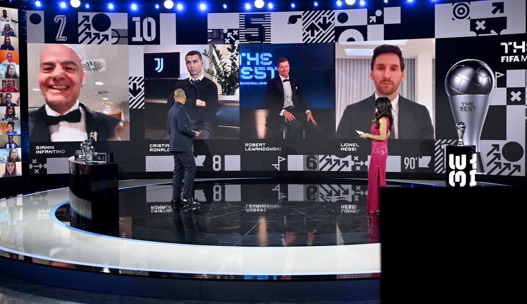 Cristiano Ronaldo y Lionel Messi figuran en el equipo ideal.