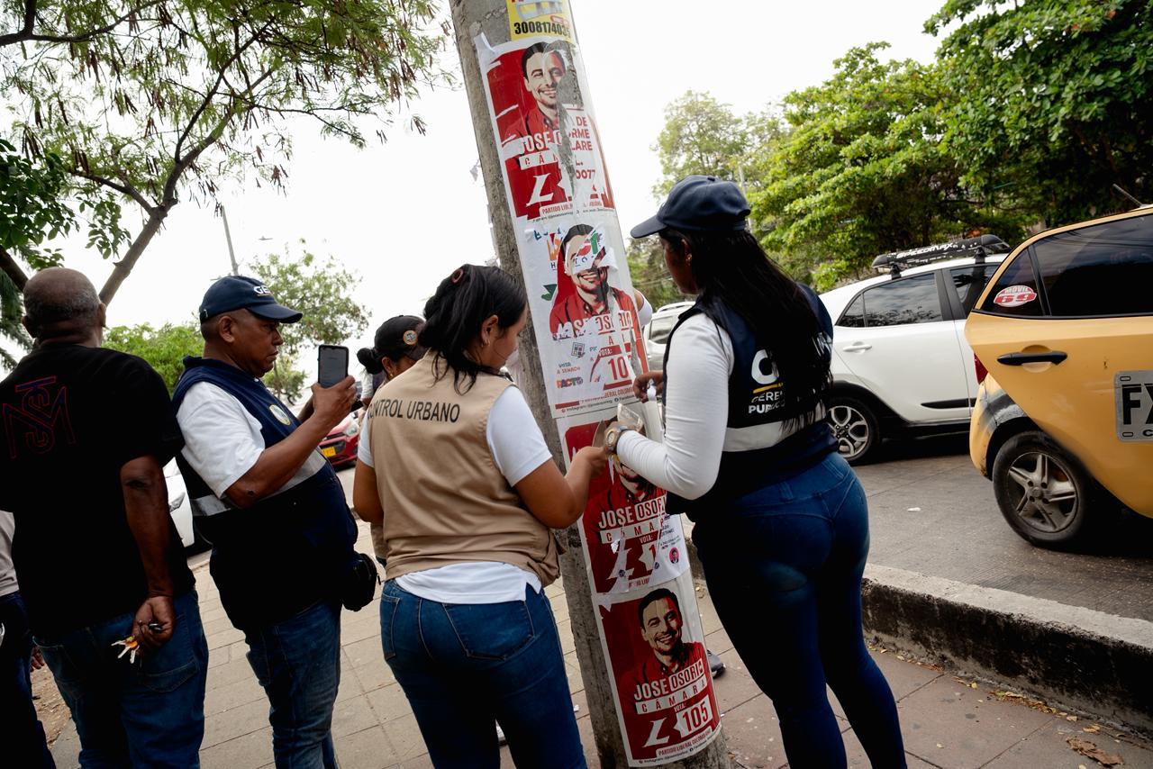 Alcaldía de Cartagena realizó recorridos para verificar cumplimiento de normas de propaganda electoral