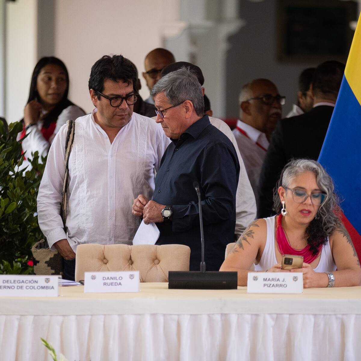Expectativa por encuentro entre el gobierno nacional y el ELN en Caracas
