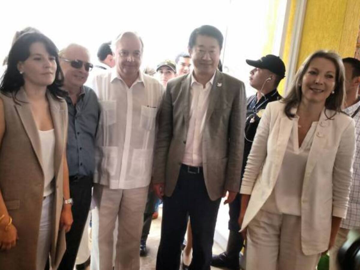 China se suma a la ONU para verificar monitoreo del cese al fuego con las FARC