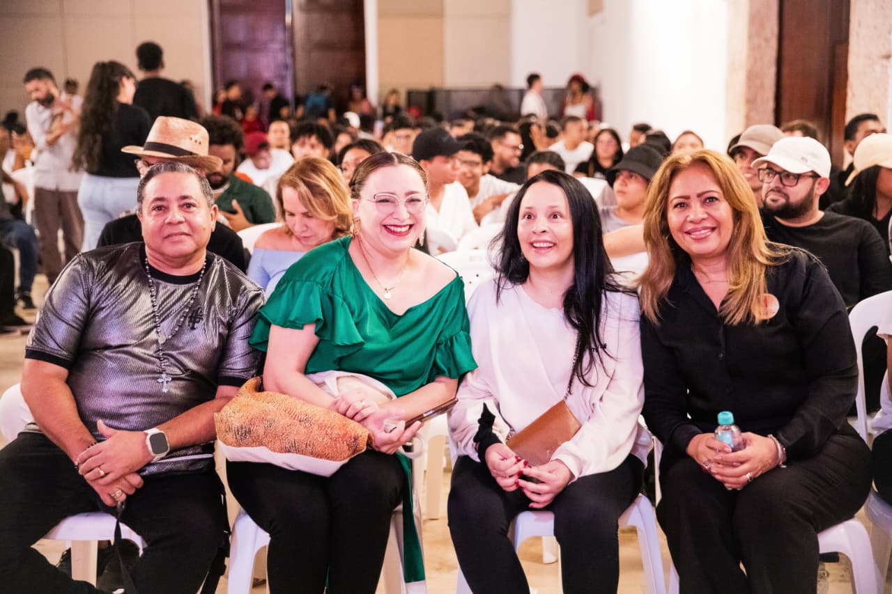 Tierra Quebrá inauguró el Festival VERTOV 2025 en el auditorio Pierre Daguet de UNIBAC