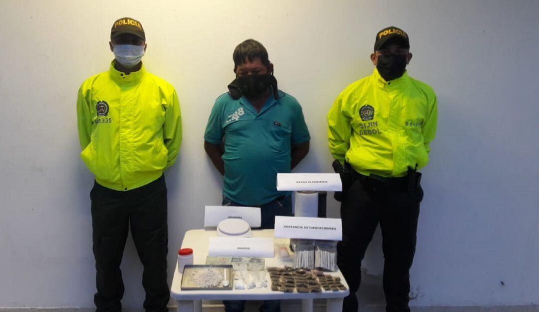 Más de 250 dosis de sustancias estupefacientes fueron incautadas por la Sijín durante la diligencia de registro y allanamiento