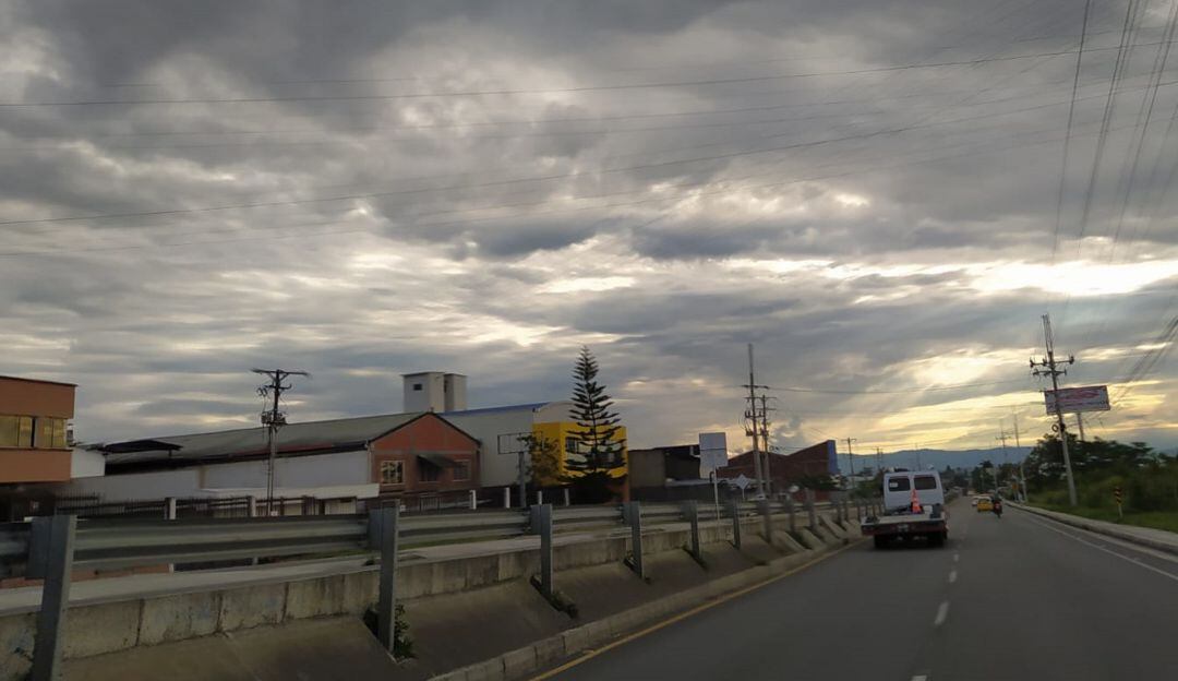 Vía Armenia-La Tebaida