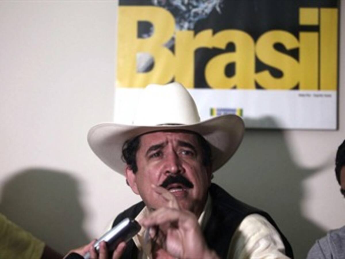 Brasil acusa a Chávez de orquestar plan para retorno de Zelaya, afirma prensa