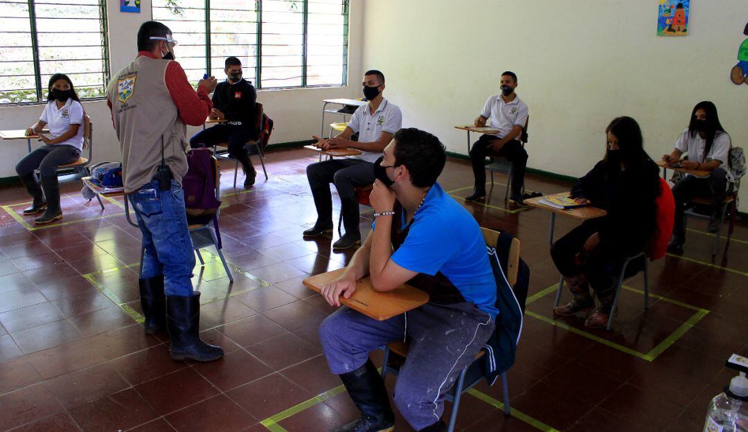 Regreso a aulas con alternancia