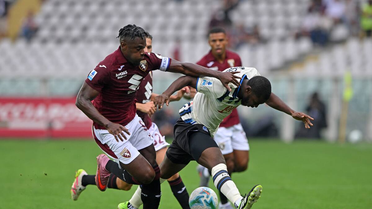 Duván Zapata falló un penalti en su regreso a la Serie A tras casi un año ausente por lesión