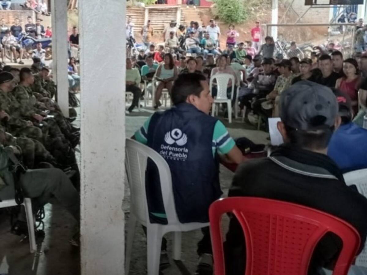 Liberados militares y policías retenidos por comunidades en el Patía, Cauca