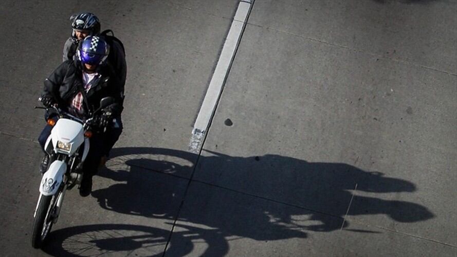 Hurto en motocicleta. Foto: Colprensa
