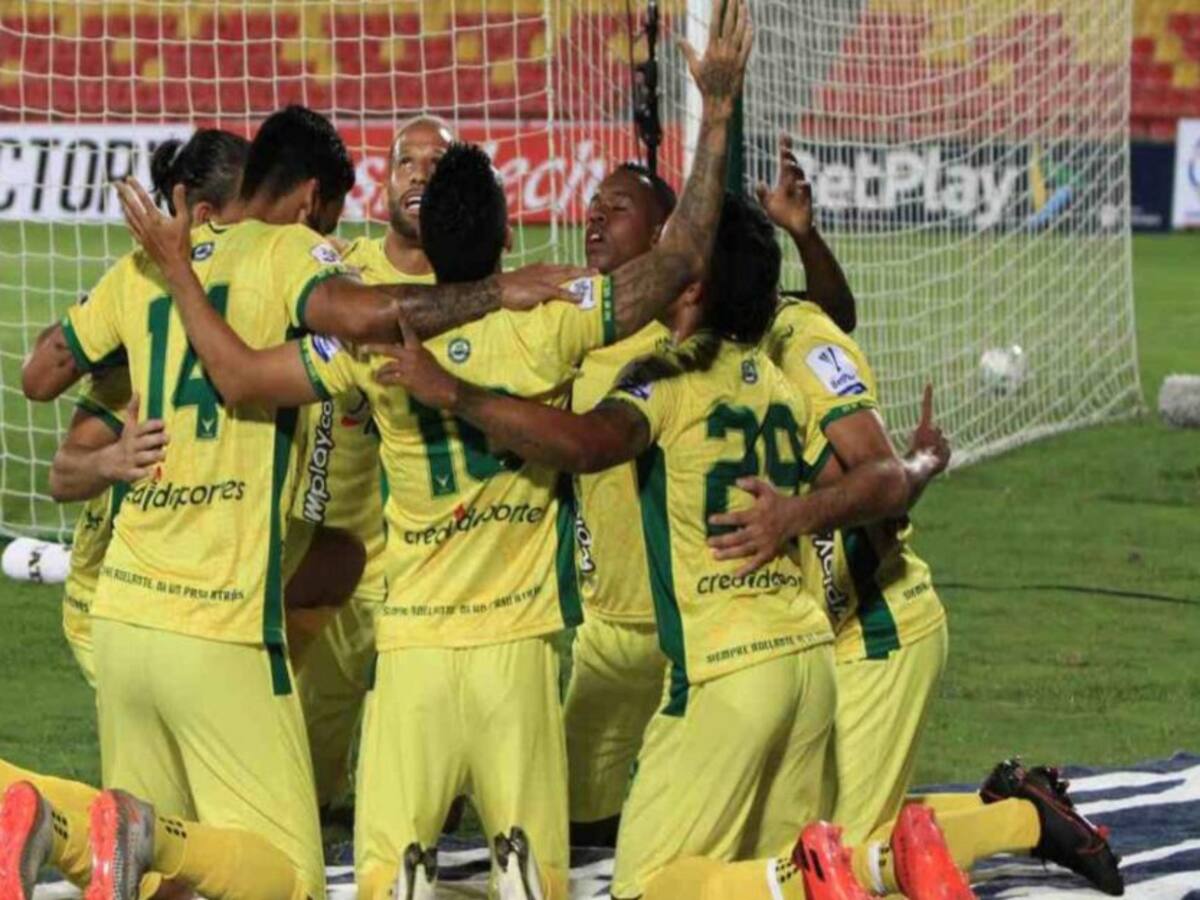 Suspenden a dos jugadores del Bucaramanga