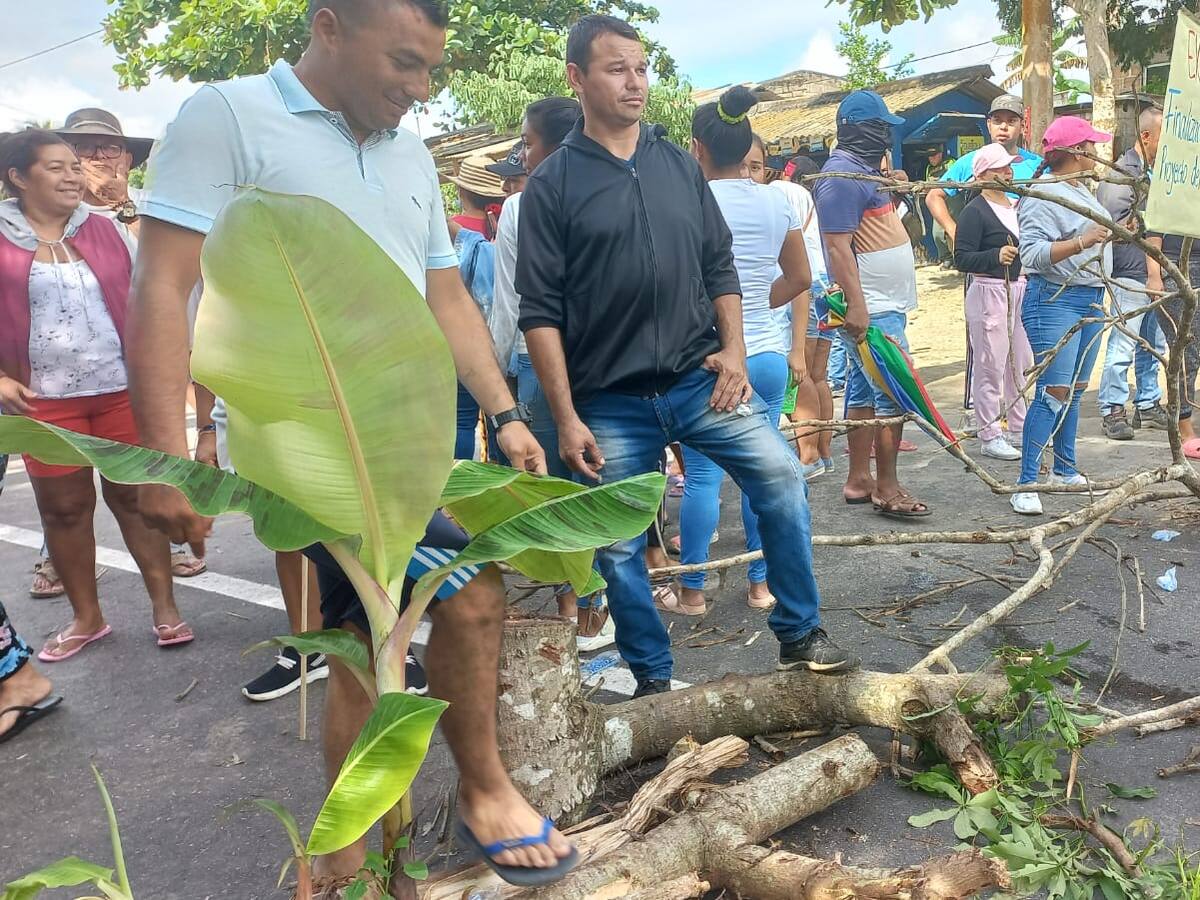 Bloquean Troncal de Occidente en La Gallera,Sincelejo por falta de agua potable