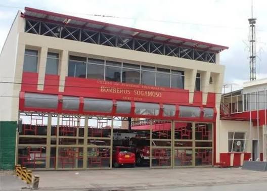 Bomberos de Sogamoso recolectan ayudas para damnificados por terremoto y las enviarán a Quibdó
