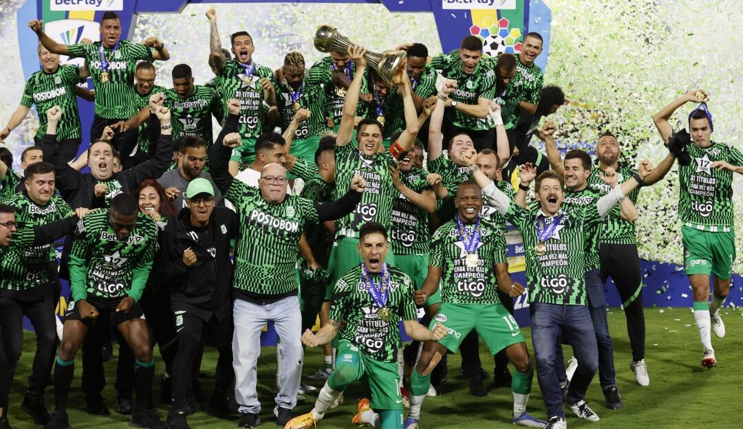 Nacional celebró su estrella 17 y completó 31 títulos en su palmarés.
