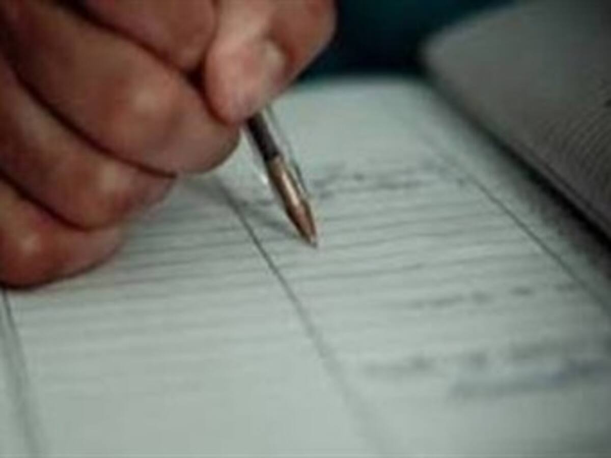 MOE acompañaría revisión de firmas de revocatoria a Petro