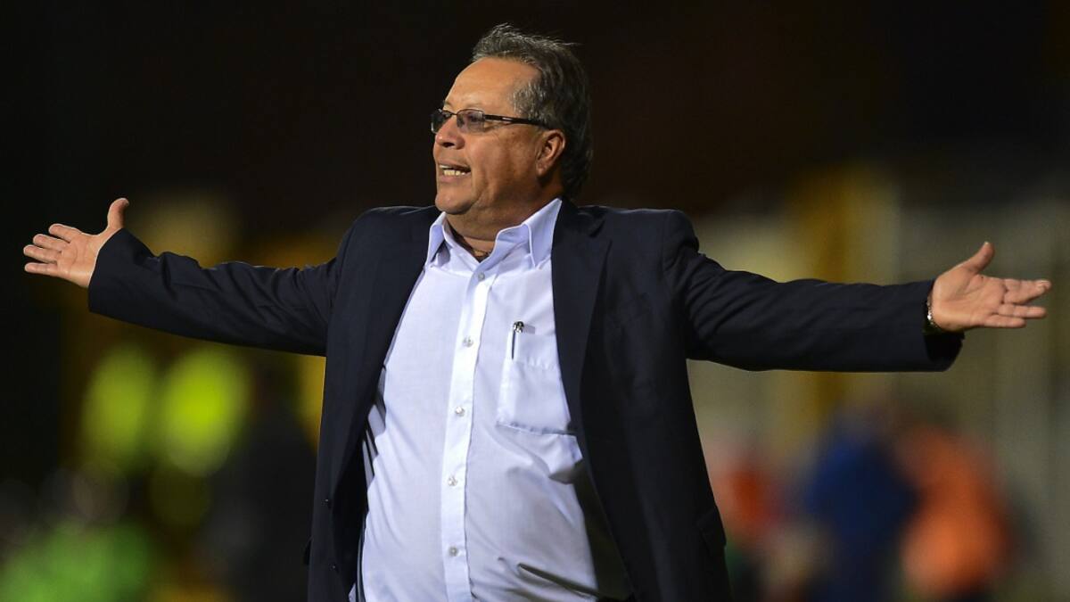 Vuelve el fútbol a Perú, Néstor Otero se mostró feliz por volver a dirigir