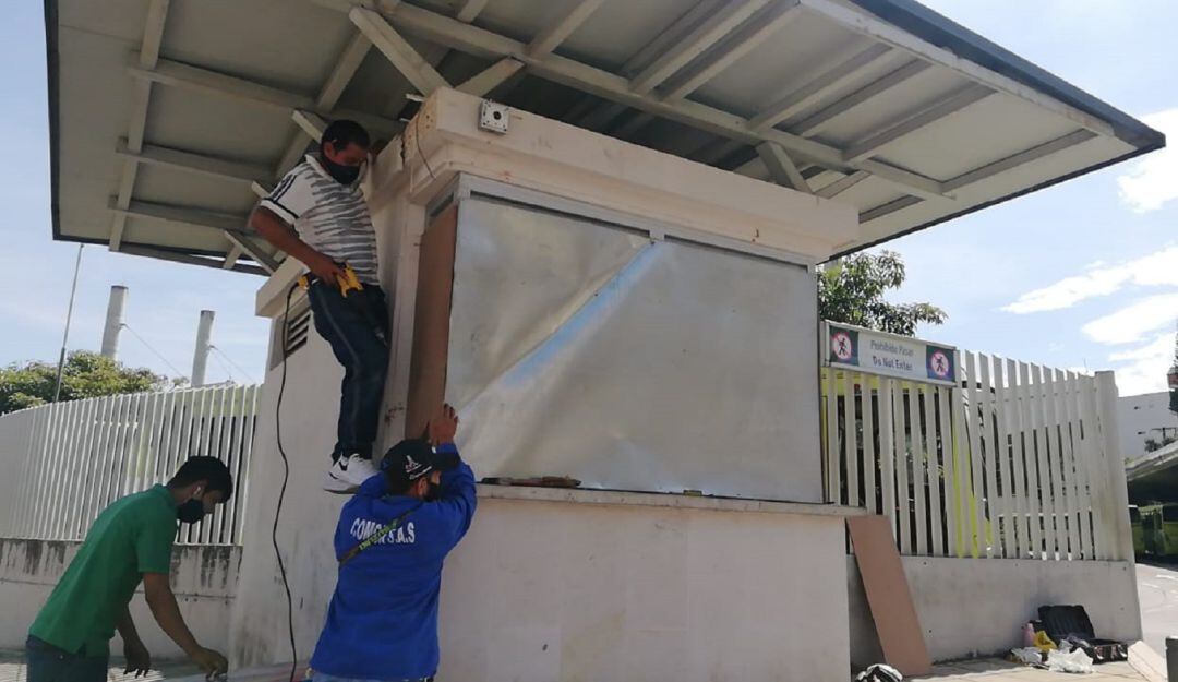 Atacan estación de metrolinea de la UIS