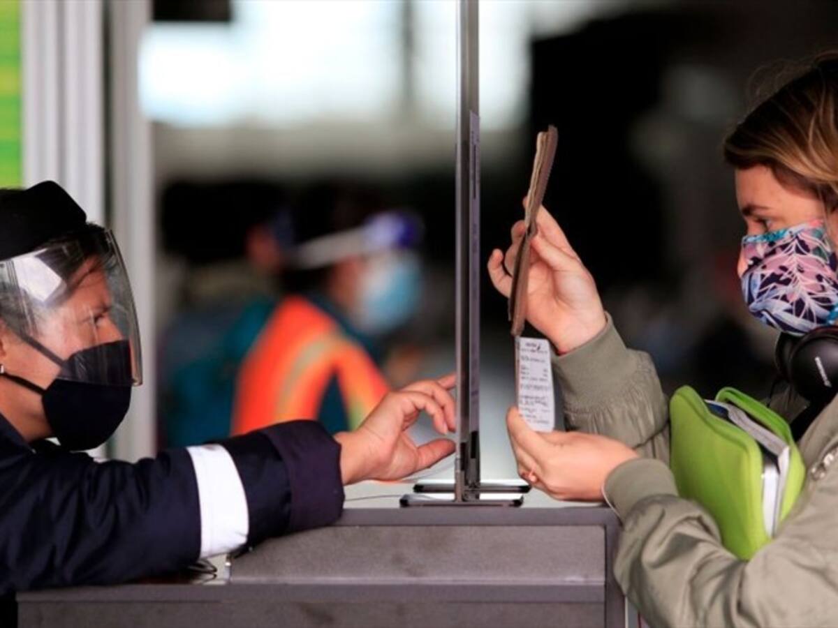 Check-Mig: denuncian confusión por formulario de ingreso a Colombia