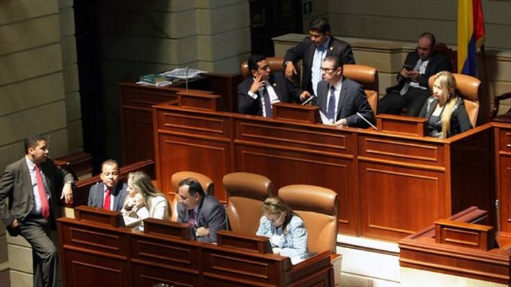 Cámara aprueba en primer debate doble instancia para los congresistas