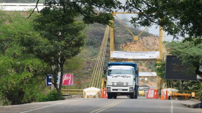 2.500 millones de pesos para atender el grave deterioro que presenta el Puente Mariano Ospina