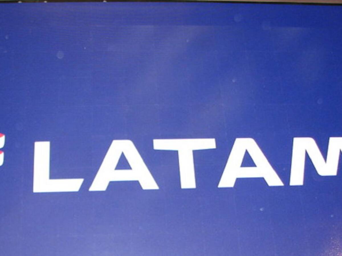 Desde el 1 de marzo LATAM prohibirá uso de mascarillas con válvulas